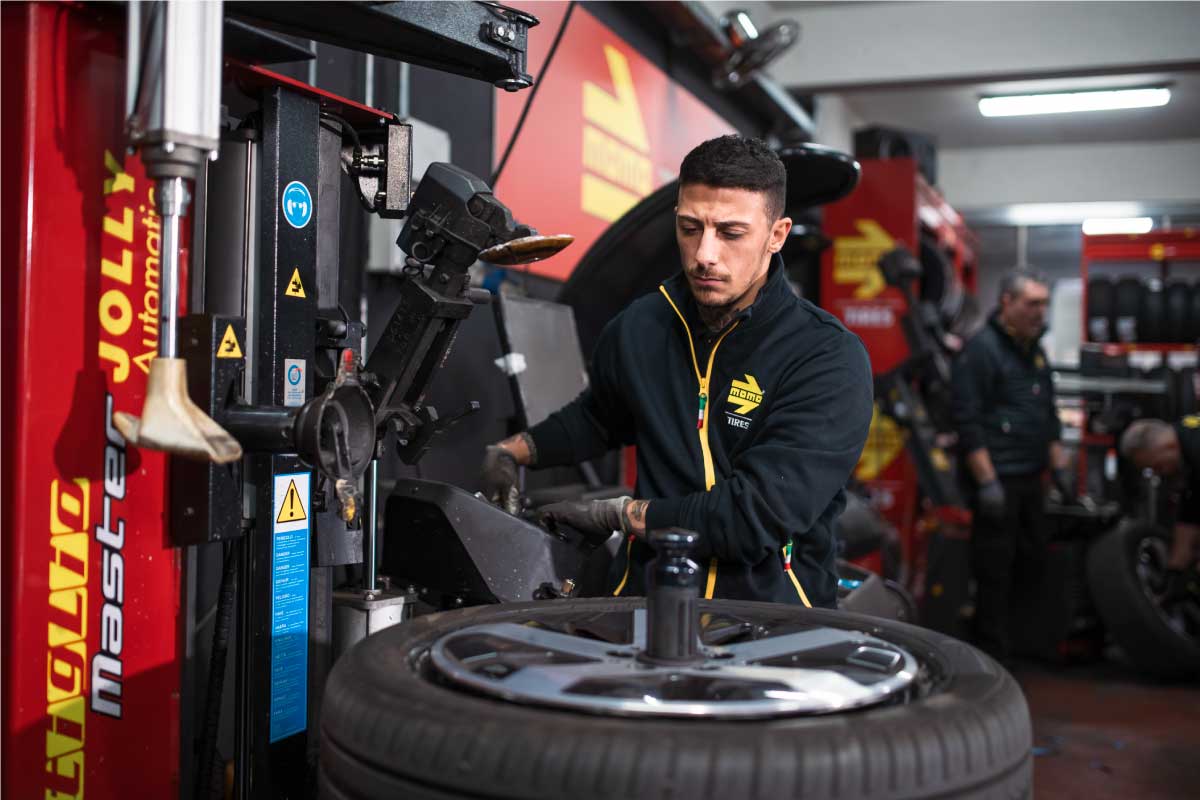 Portfolio_Shooting_Momo_Tires